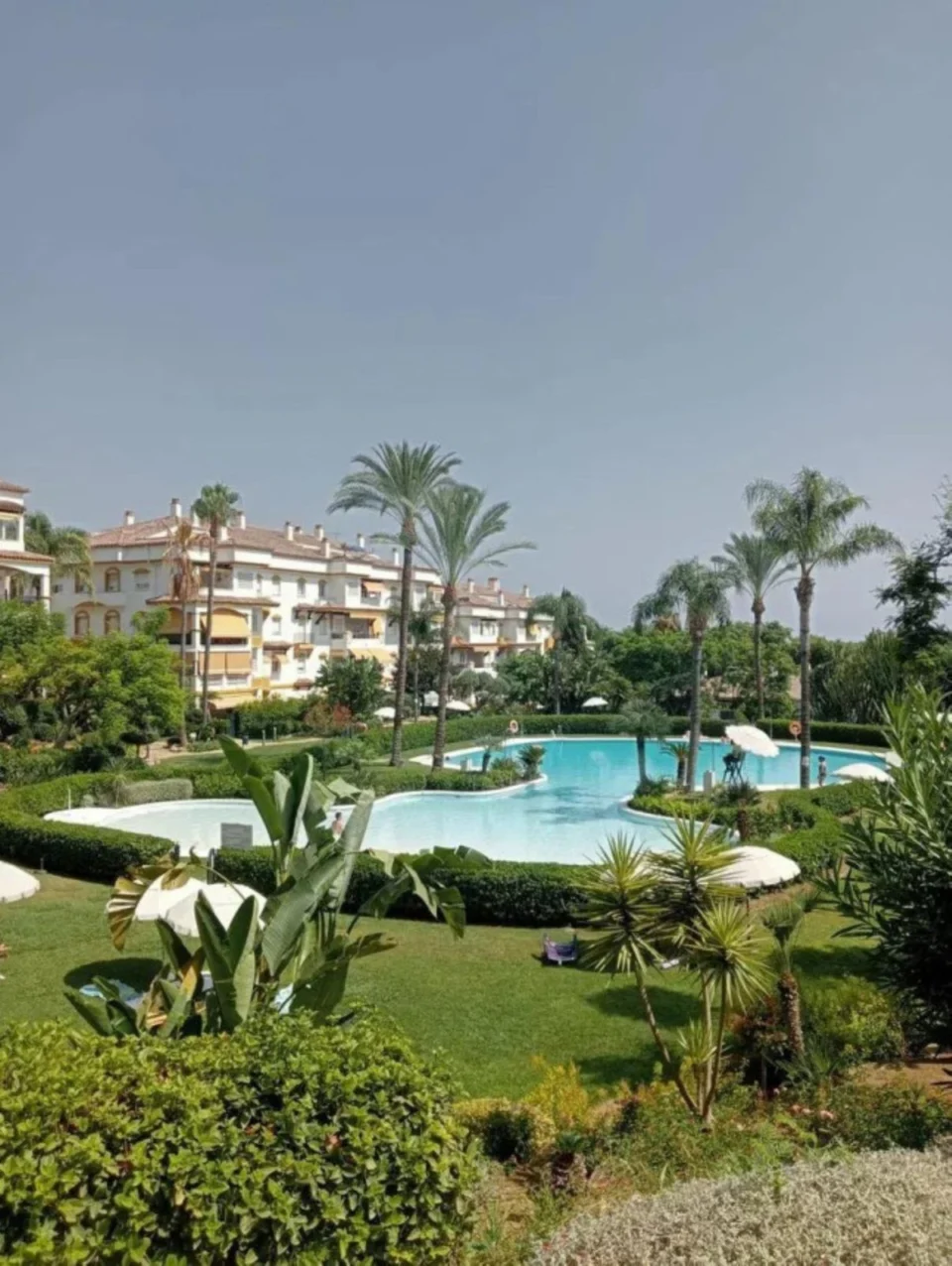 Middle Floor Apartment in Marbella