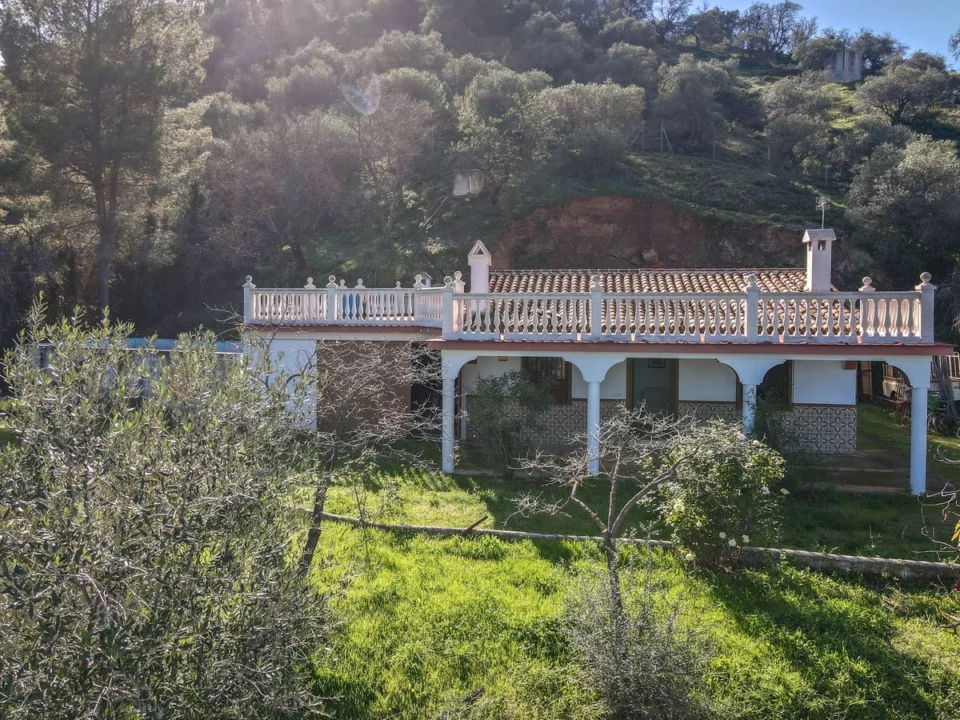 Finca - Cortijo in Guaro